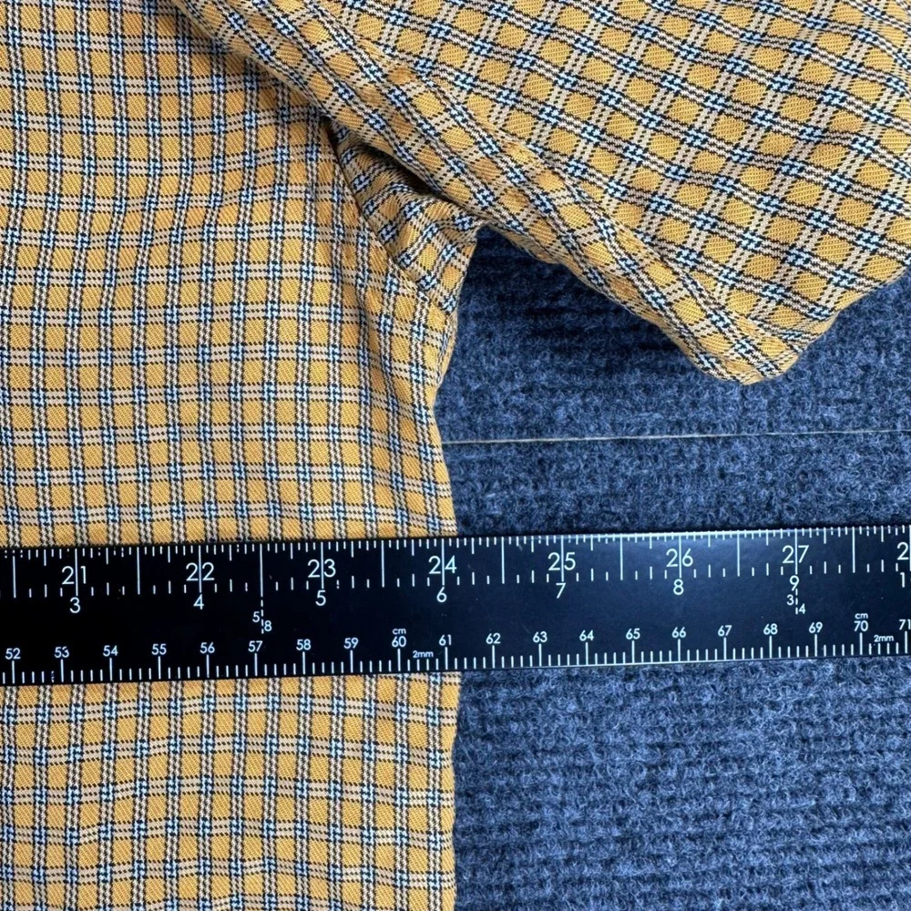 The North Face Button Down Mens L Large Yellow Plaid Hiking Long Sleeve Shirt